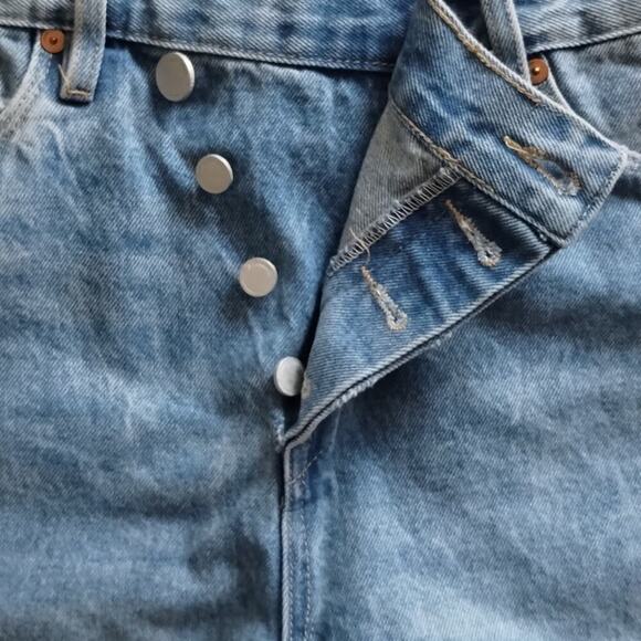 Blank NYC NWT Warren Overlap Asymmetric Button Fly Bermuda Denim Jean Shorts 30 - Picture 10 of 16